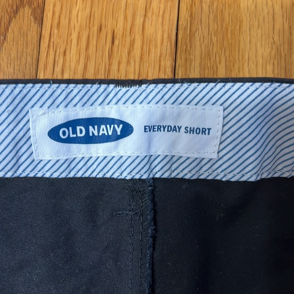 Old Navy Shorts - Picture 4 of 5